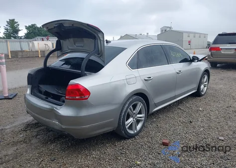 2014 Volkswagen Passat 2.0L Tdi Se from USA, damaged, VIN 1VWBN7A38EC110129